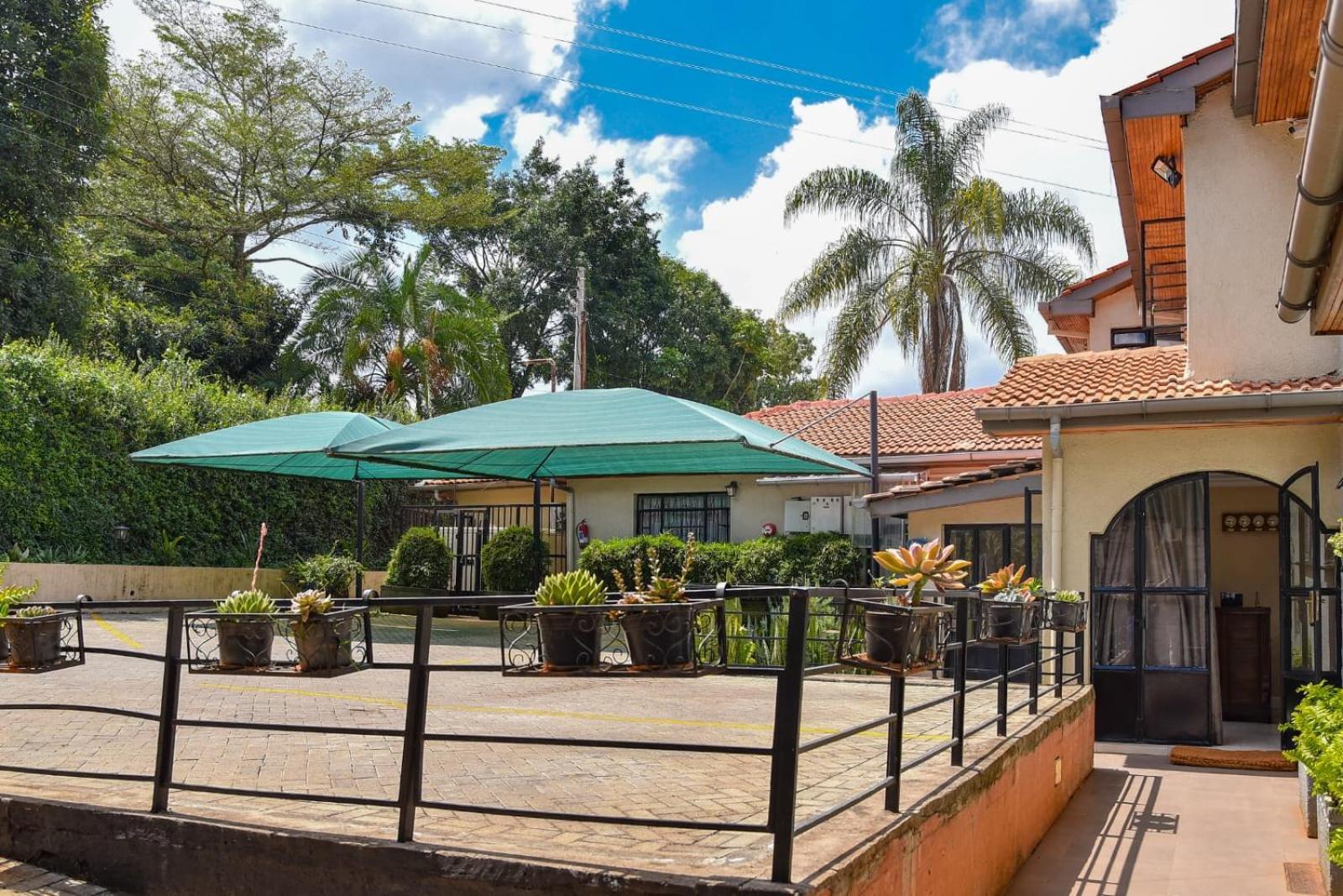 Cozy Stead Otel Nairobi Dış mekan fotoğraf